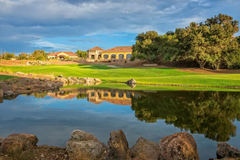 Every Golf Course in the Conejo Valley, Compared: Public, Private, Pros and Cons