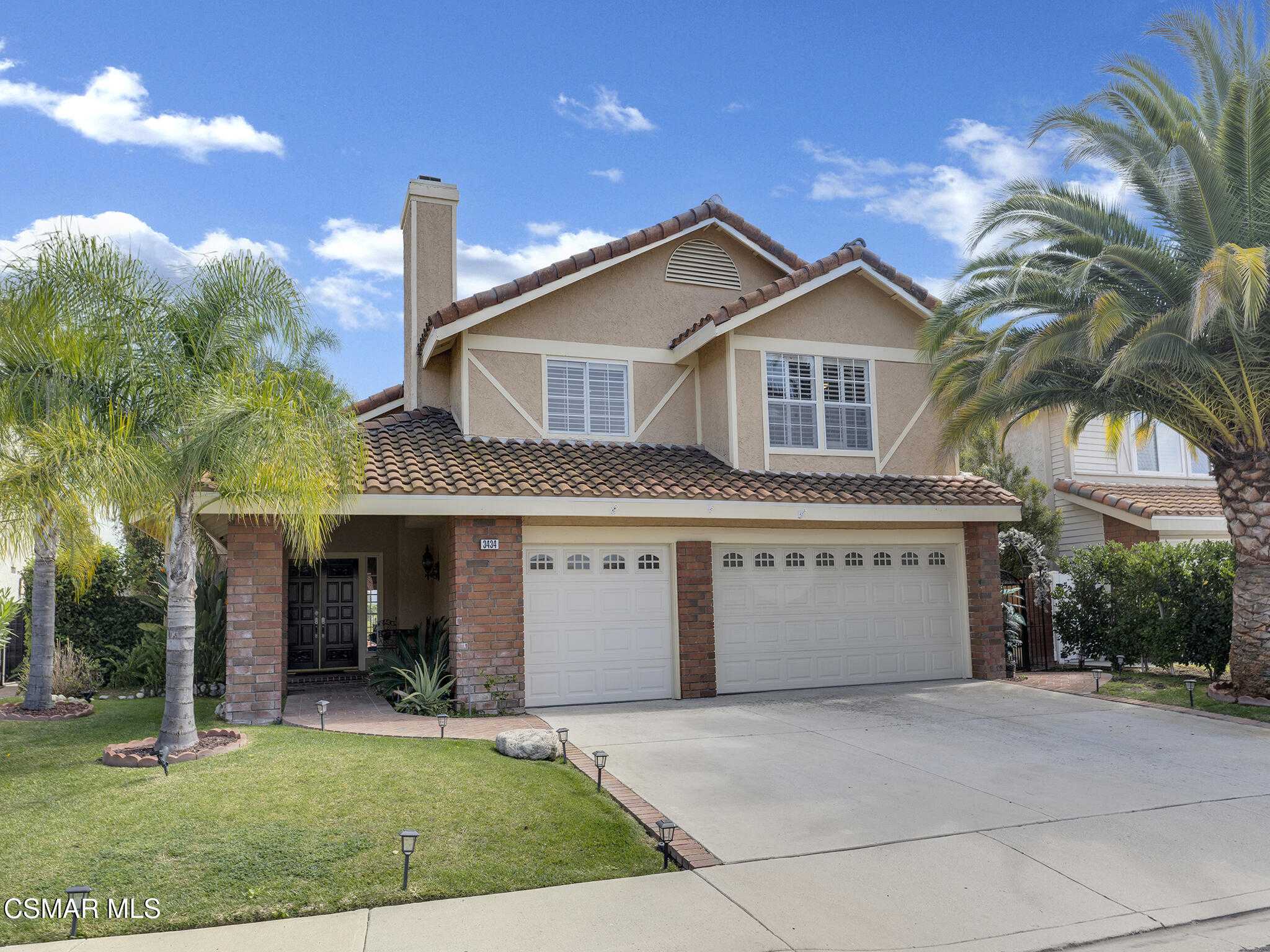 Chanteclair, Thousand Oaks
