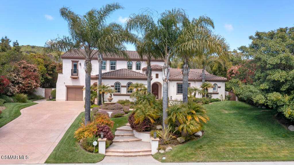 Haciendas, Newbury Park
