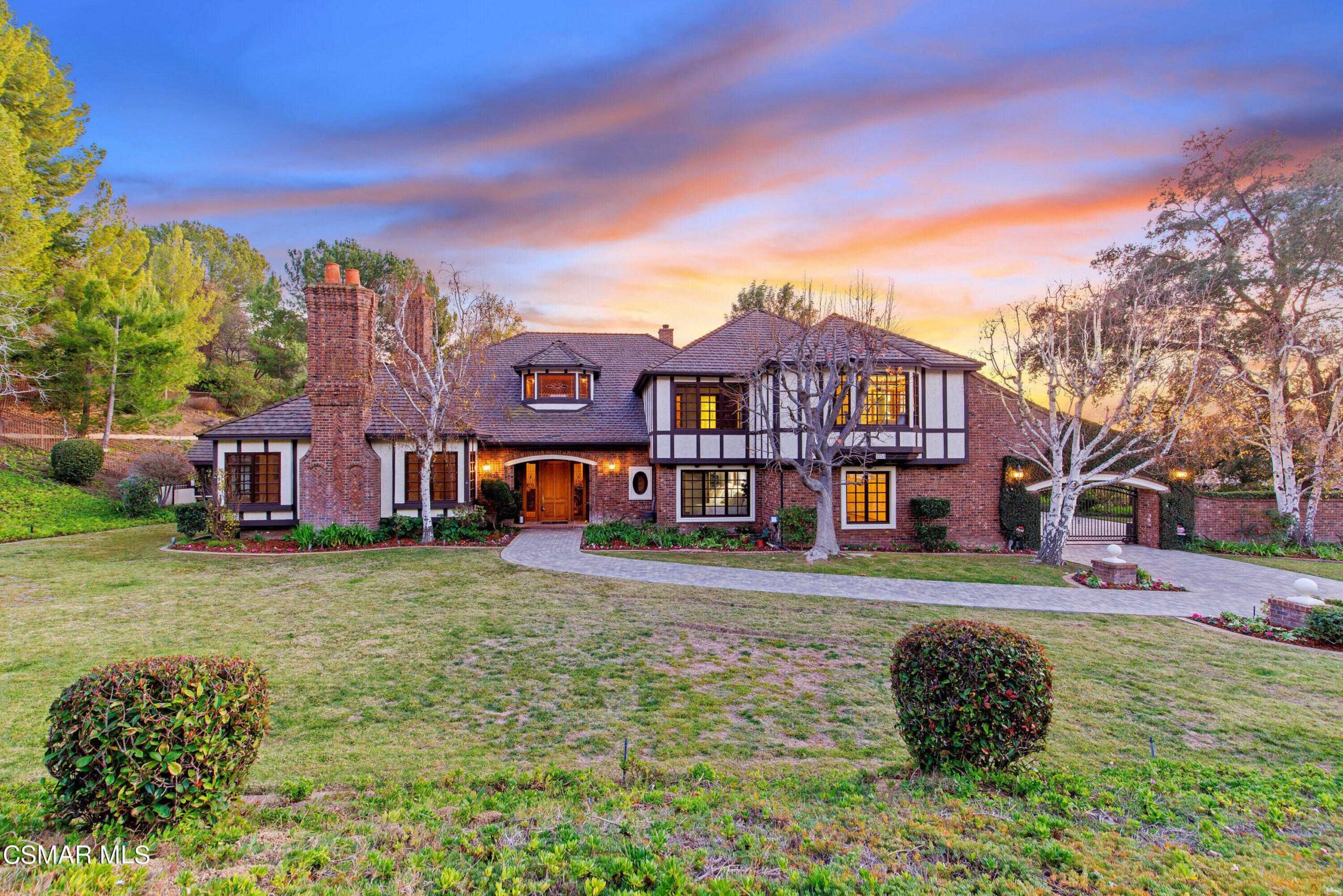 North Ranch Village, Westlake Village