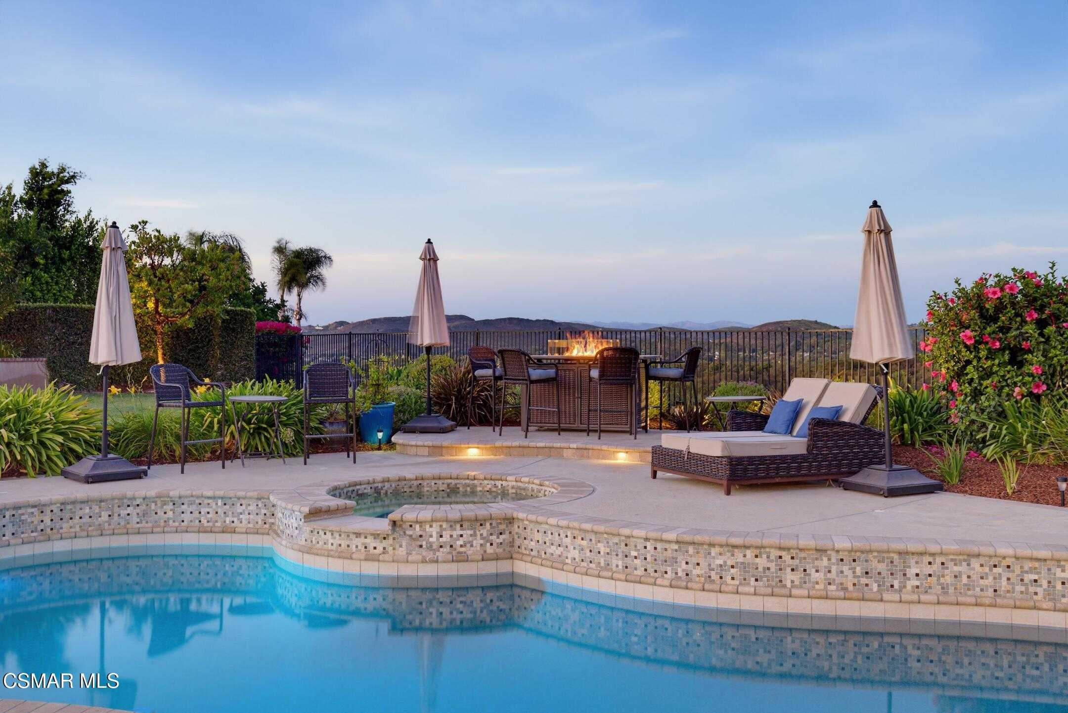 Lynnmere, Thousand Oaks