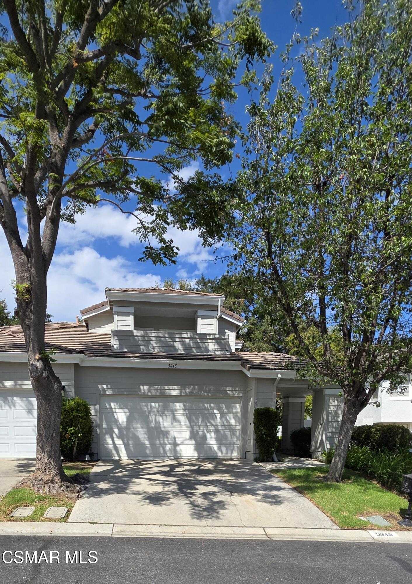 Braemar Townhomes, Westlake Village