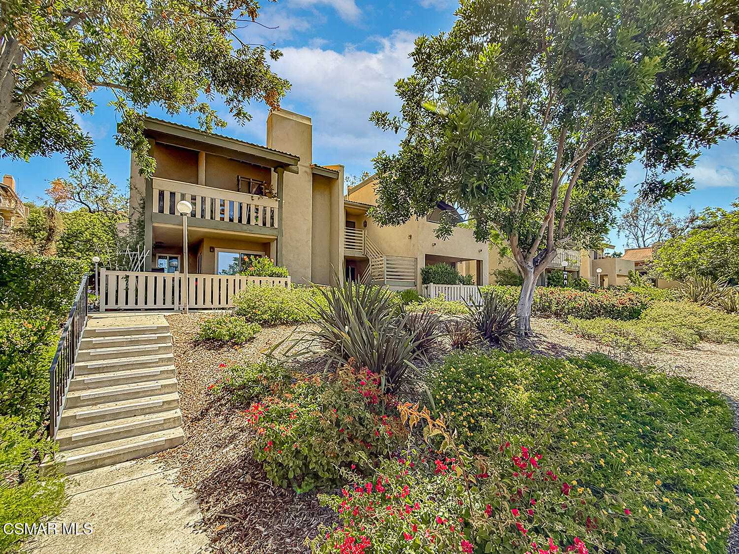 Oaknoll Villas, Thousand Oaks