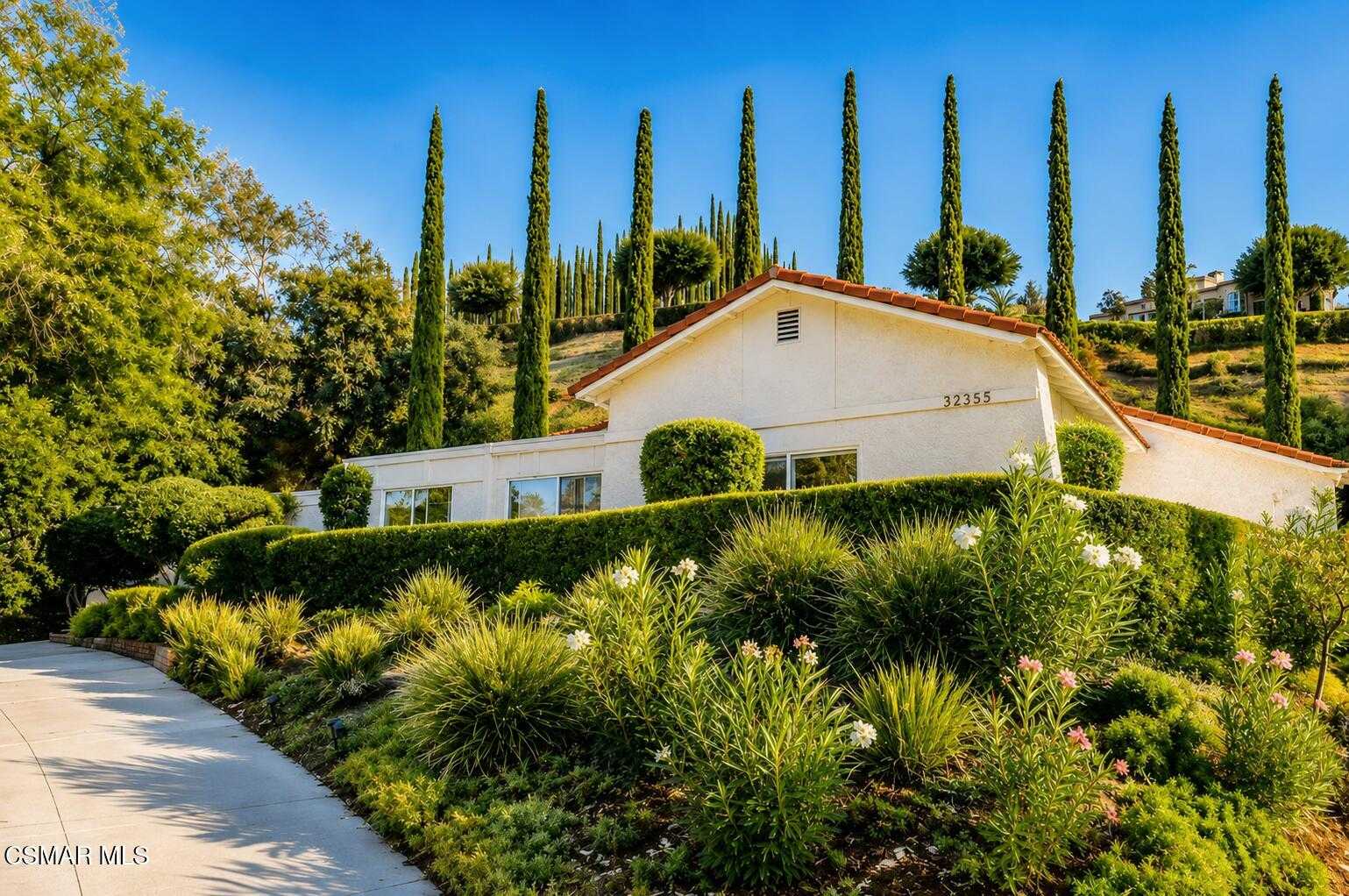 Terrace Townhomes, Westlake Village