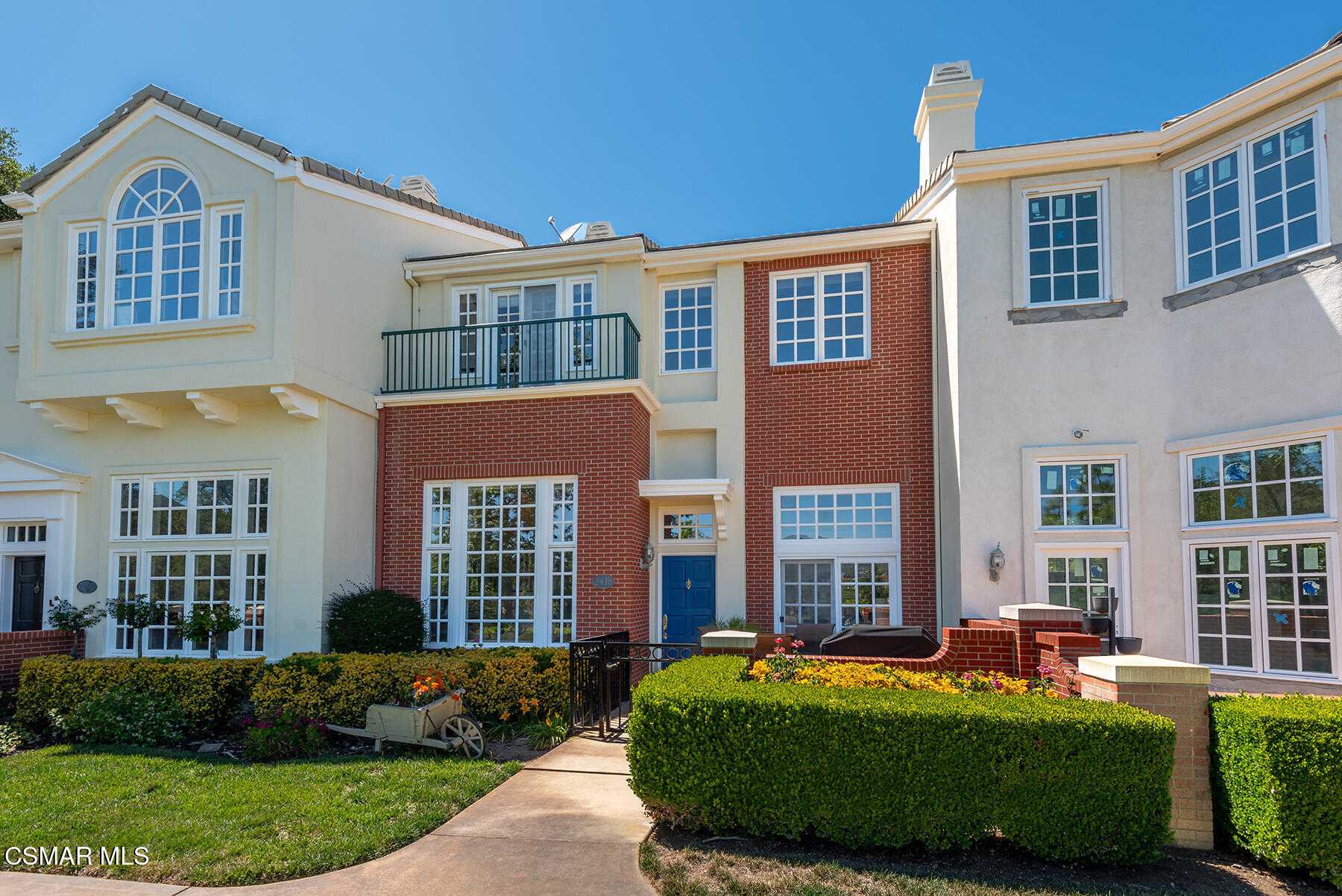 Trentwood, Westlake Village