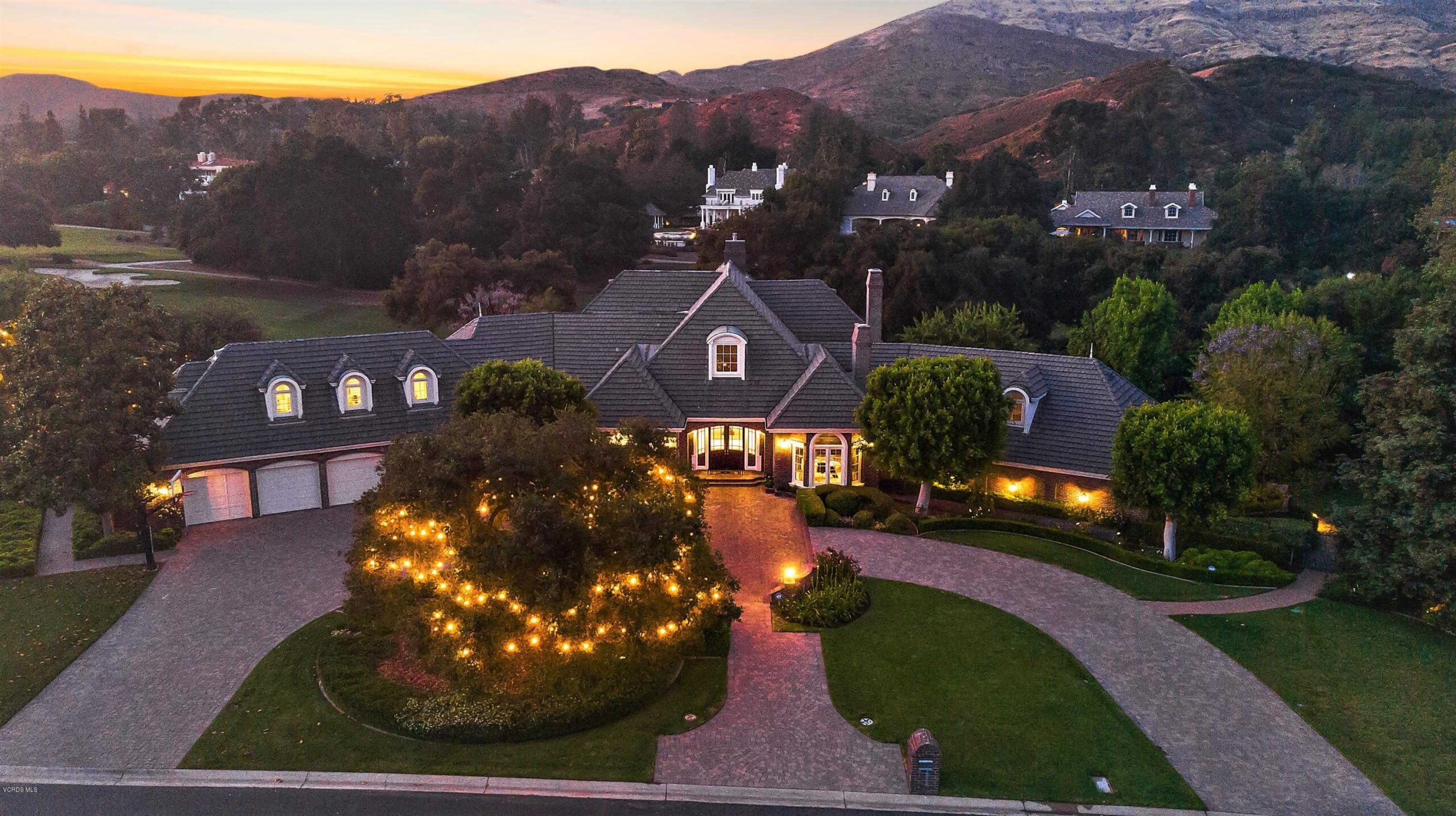 Island Forest, Westlake Village